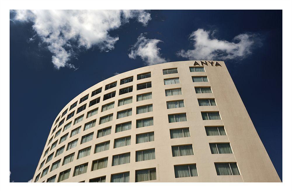 The Anya Hotel-Golf Course Road Гургаон Екстериор снимка