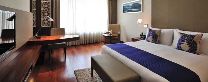 The Anya Hotel-Golf Course Road Гургаон Екстериор снимка