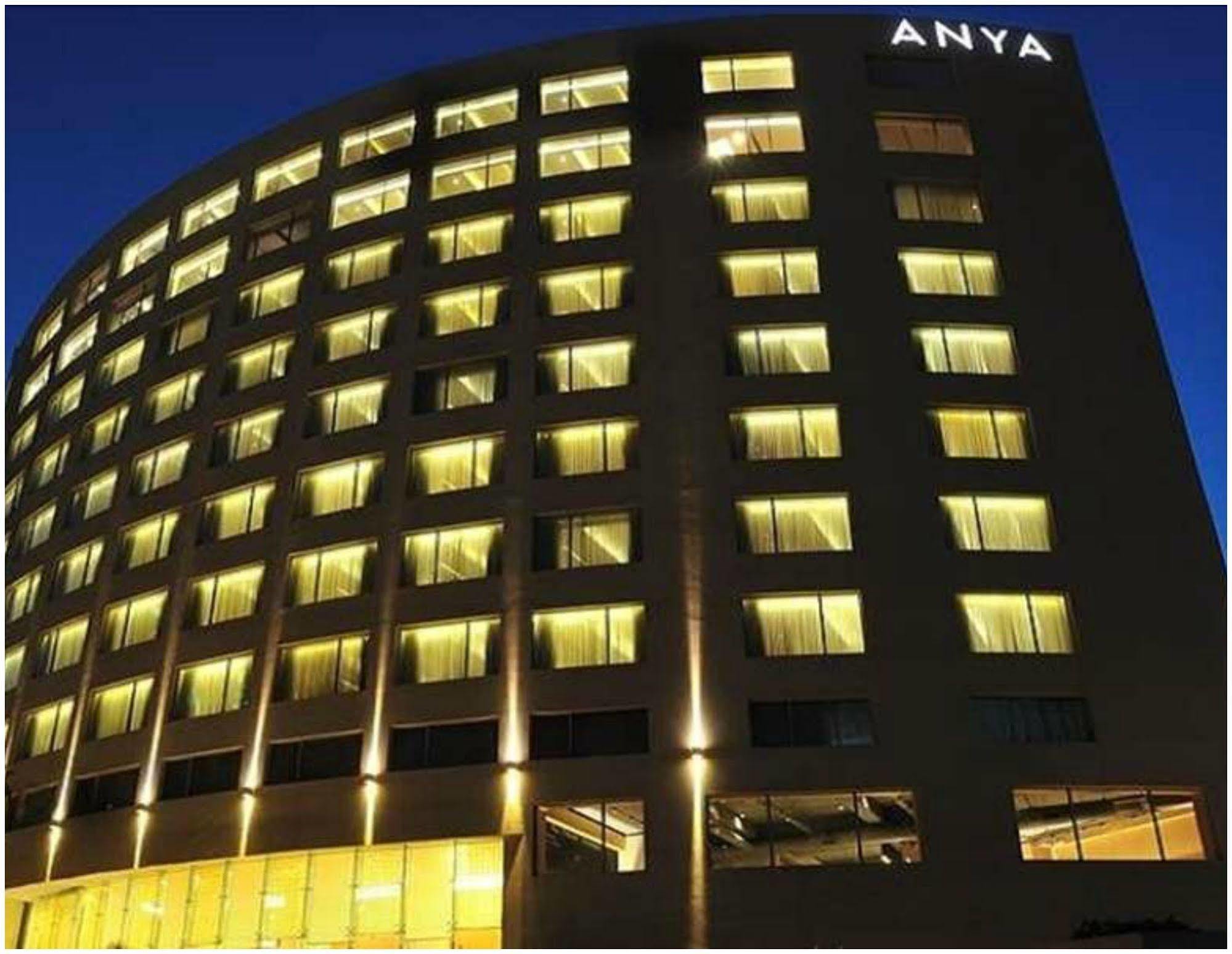 The Anya Hotel-Golf Course Road Гургаон Екстериор снимка